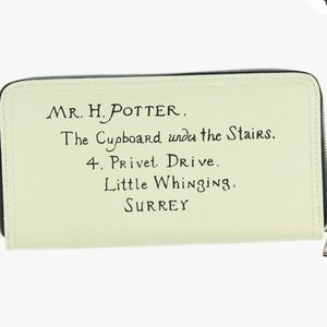 Harry Potter Hogwarts Letter Zip Around Wallet